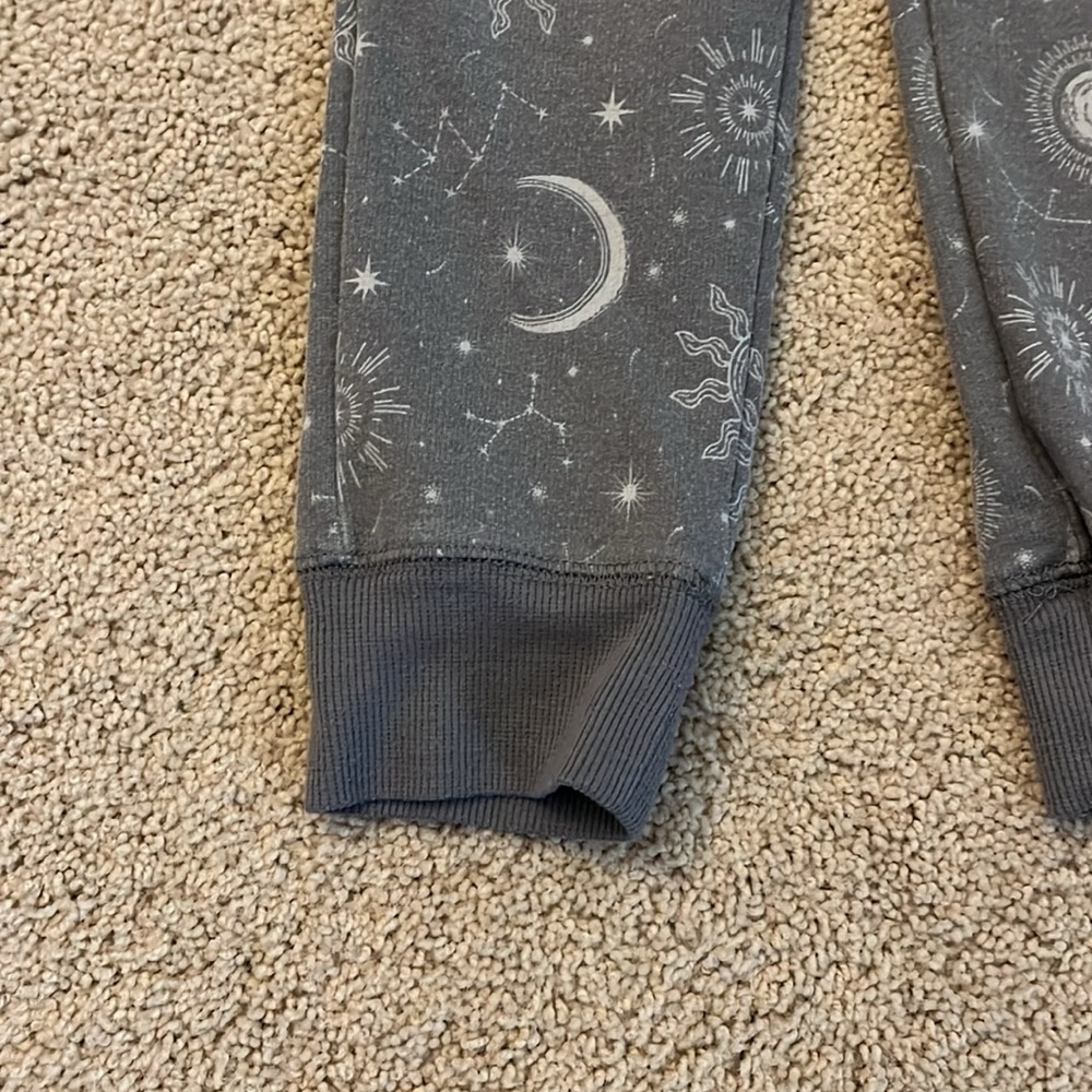R & R/jogger set/size S 6-7 - Picture 6 of 8